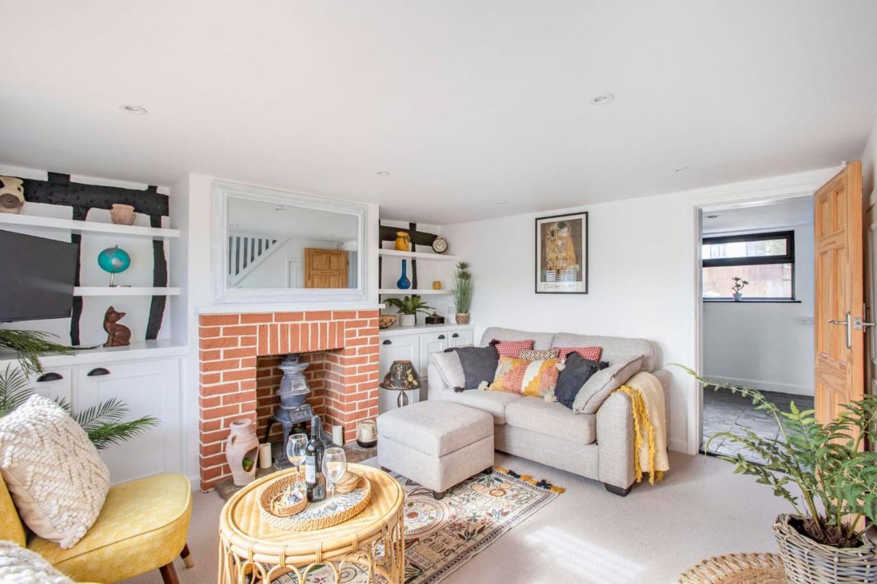 Stunning Character 2Bed Cottage In St Albans Wifi Exterior photo