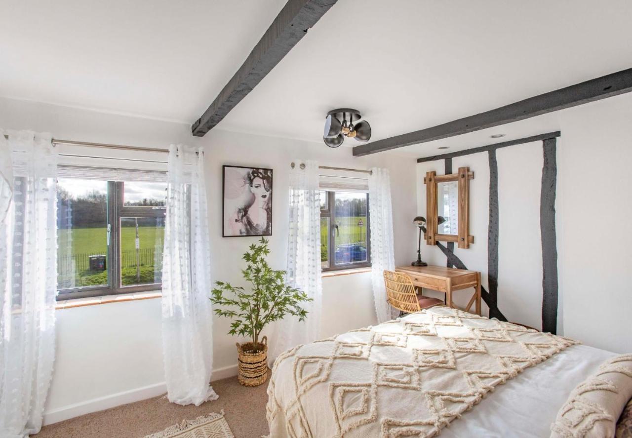 Stunning Character 2Bed Cottage In St Albans Wifi Exterior photo